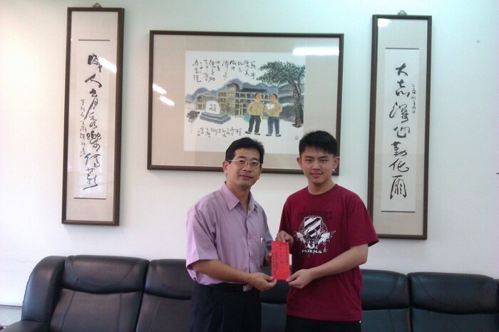 詹主任與黃冠霖同學